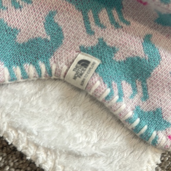 The North Face Winter Hat 6-24M - Picture 2 of 4